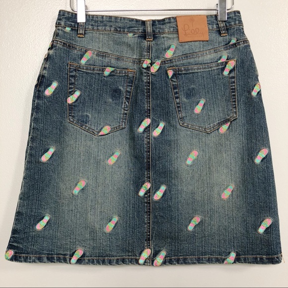 Lilly Pulitzer Embroidered Flip Flop Denim Skirt 4 - Picture 4 of 7